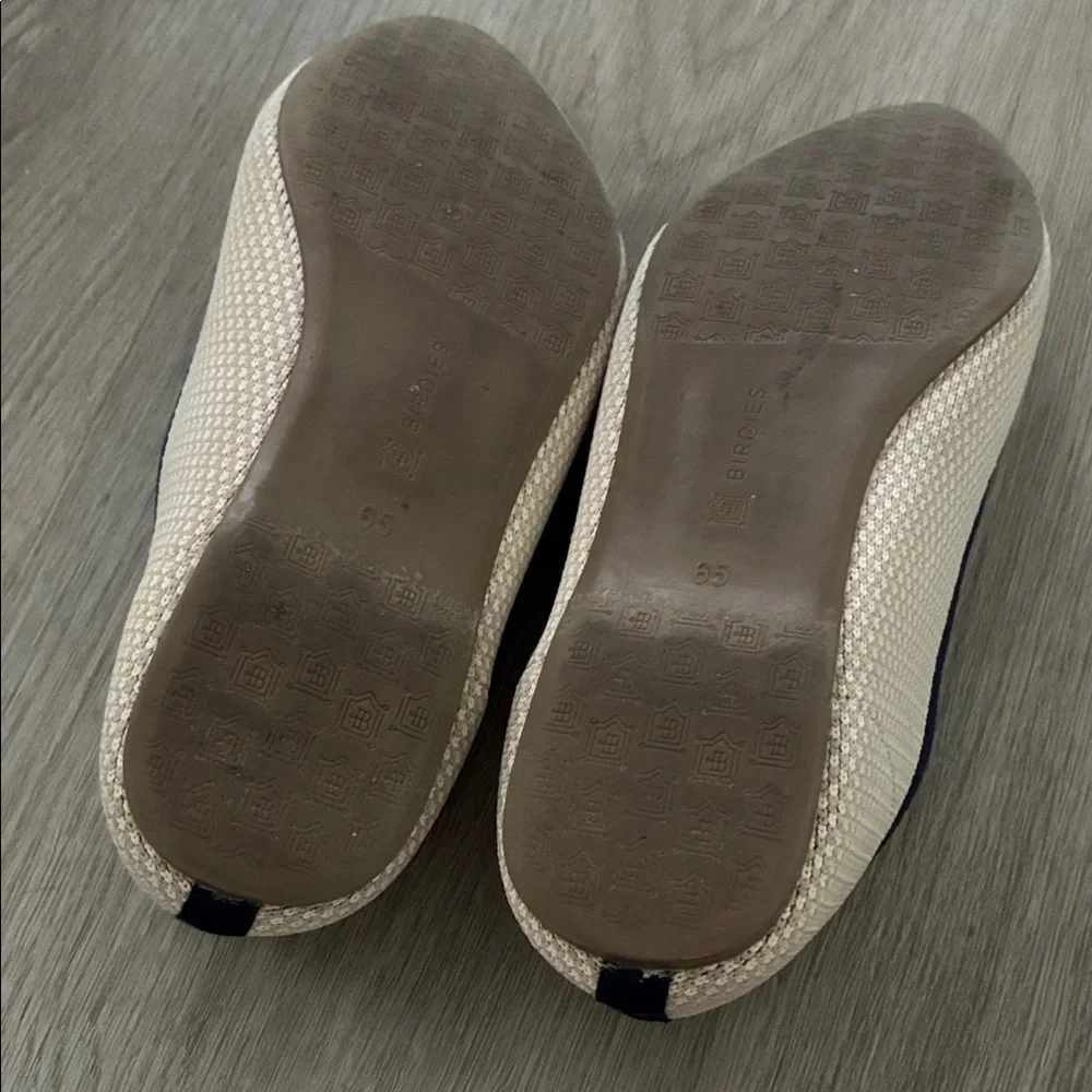 Birdies Blackbird Eggshell Navy Knit Point Toe Loafers - Picture 8 of 8